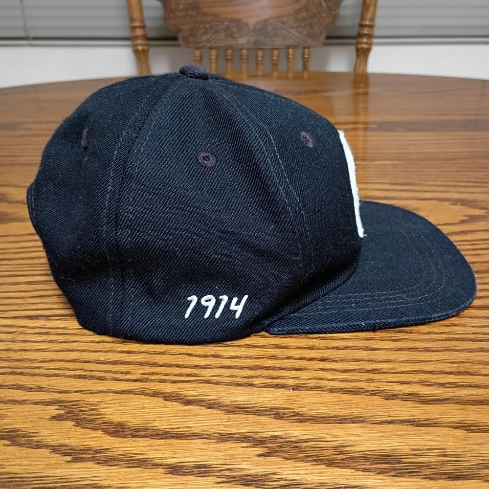 Kids Nine O'Clock Company Vancouver Black Snapback Hat Felt A Patch 1914 Cap